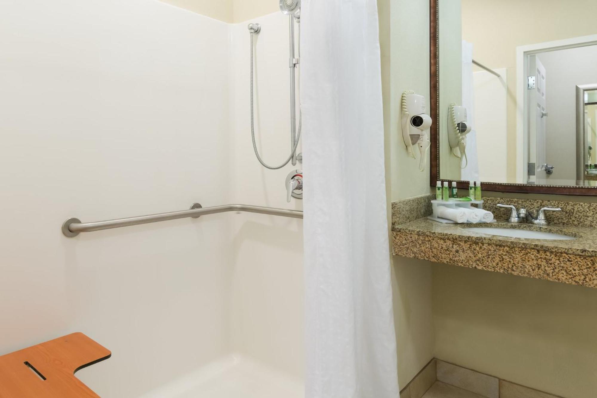 Holiday Inn Express Hotel & Suites New Iberia - Avery Island By Ihg Exterior foto